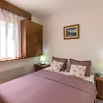 Stunning In With Kitchen 公寓 普拉