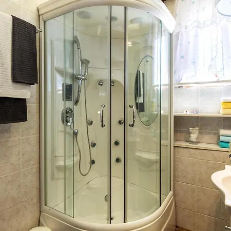 Apartamento 1 Bedroom Gorgeous In